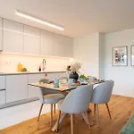 Daire Gaia Elegant With Patio By Lovelystay Porto
