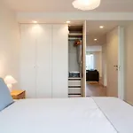 Gaia Elegant With Patio By Lovelystay Daire Porto