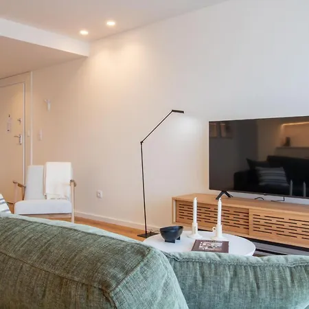 Apartman Gaia Elegant With Patio By Lovelystay *