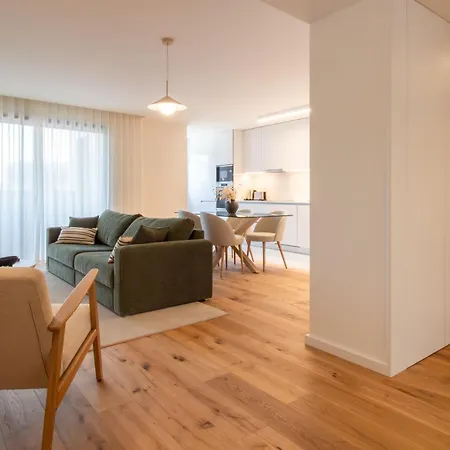 Apartman Gaia Elegant With Patio By Lovelystay