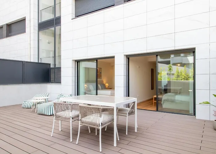 Gaia Elegant With Patio By Lovelystay * Oporto